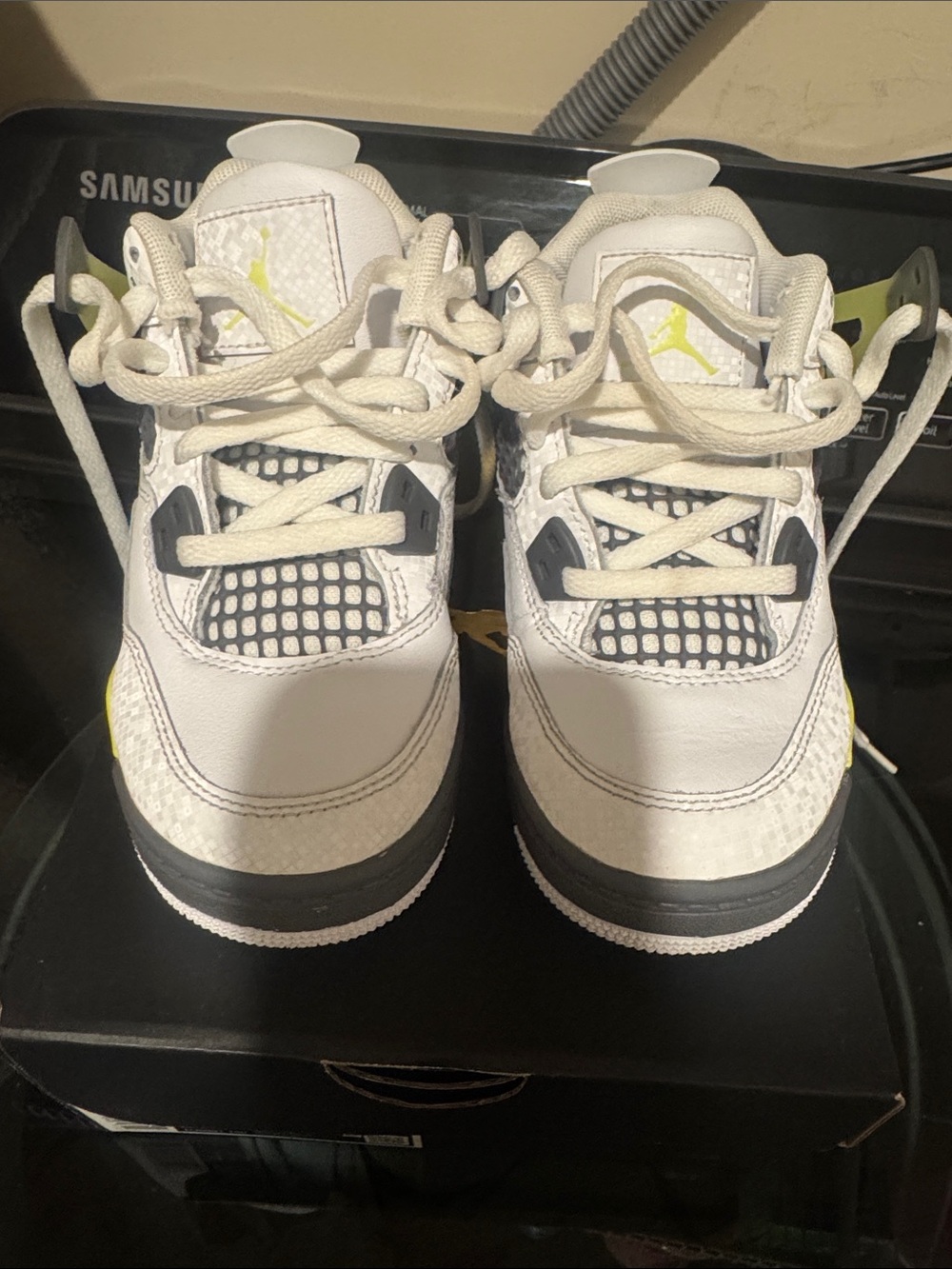 Nike Jordan 4 Kids' White and Yellow Retro - Size 12C